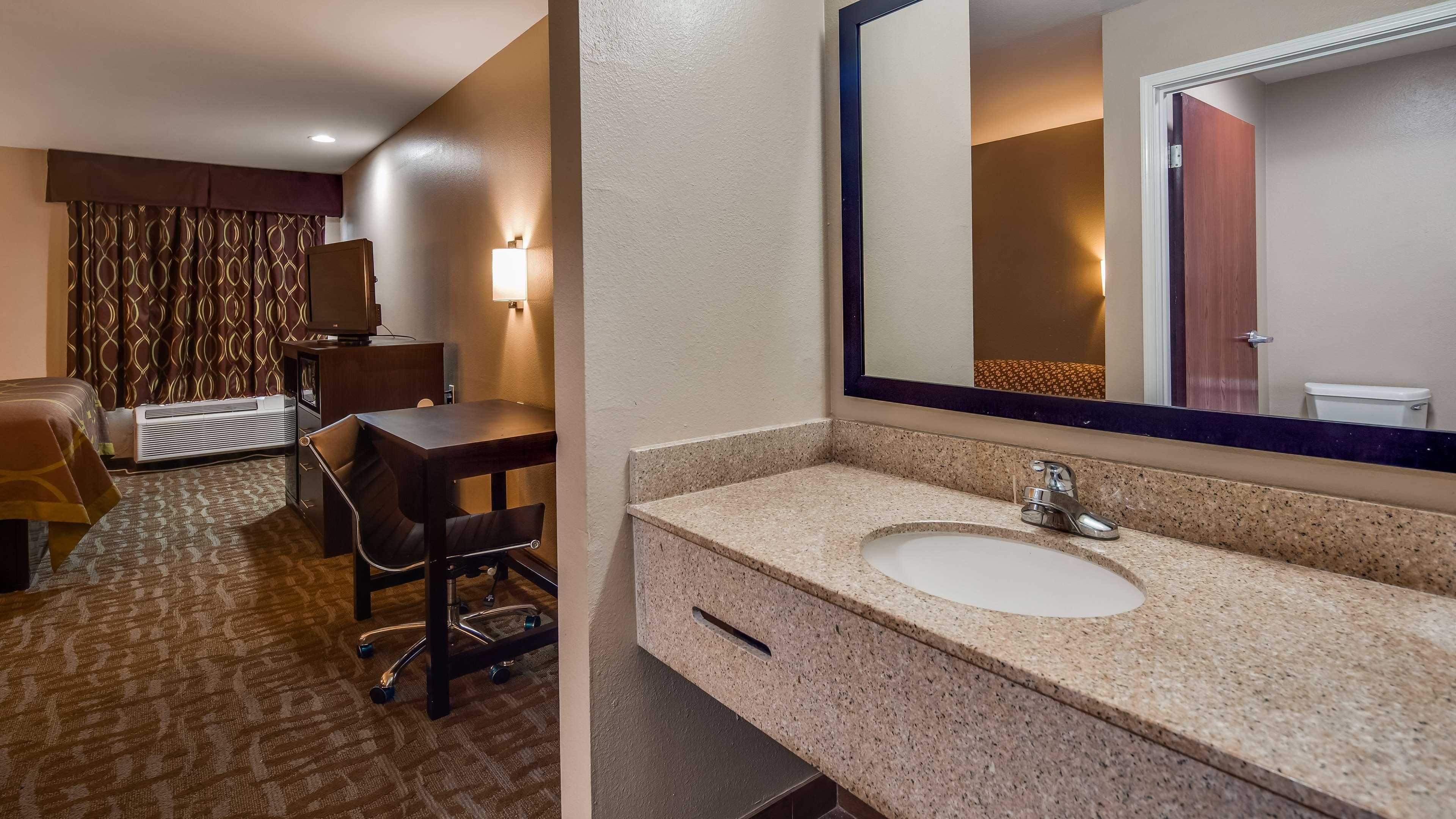 Surestay Hotel By Best Western Alexandria Airport Luaran gambar