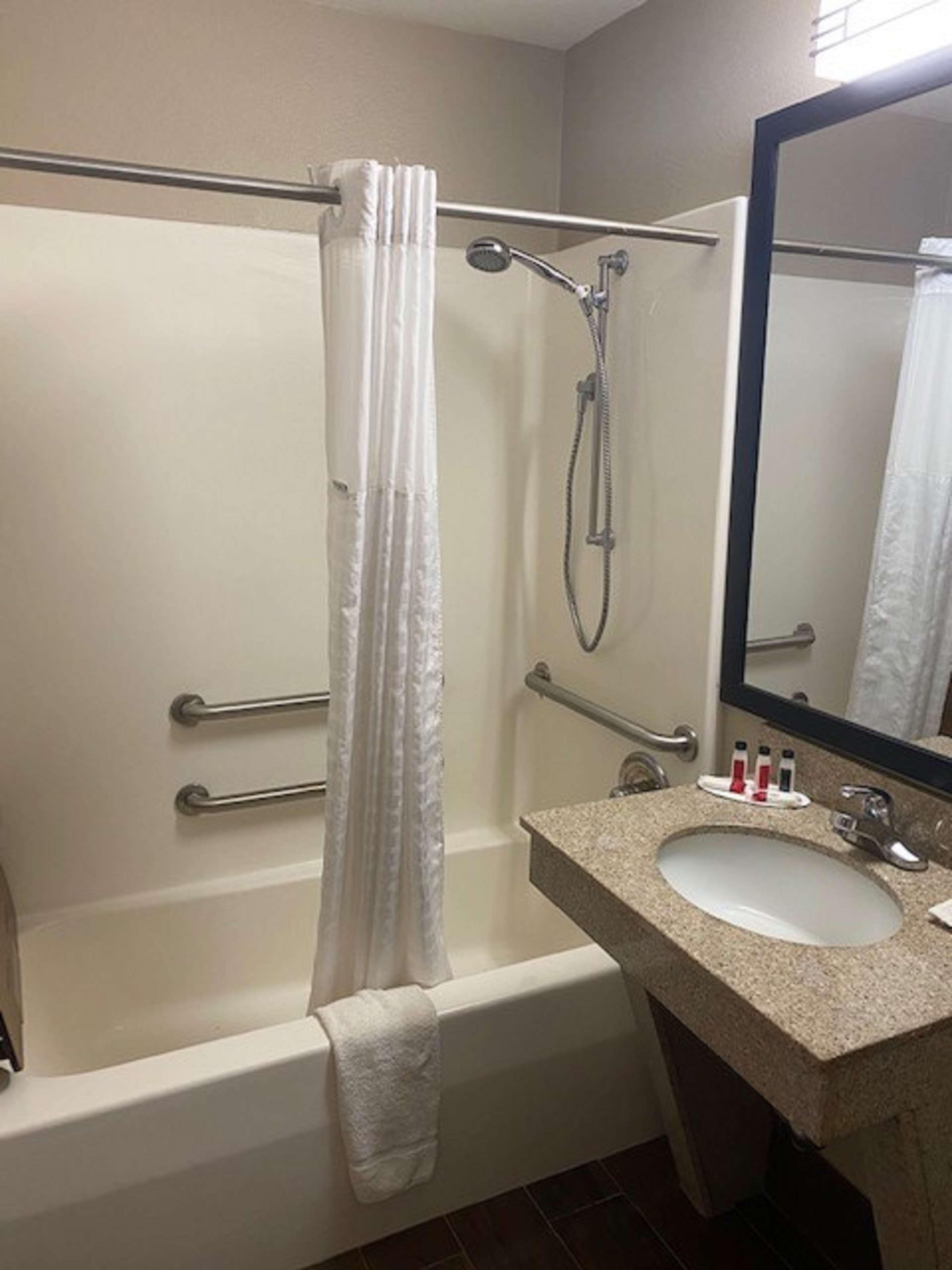 Surestay Hotel By Best Western Alexandria Airport Luaran gambar