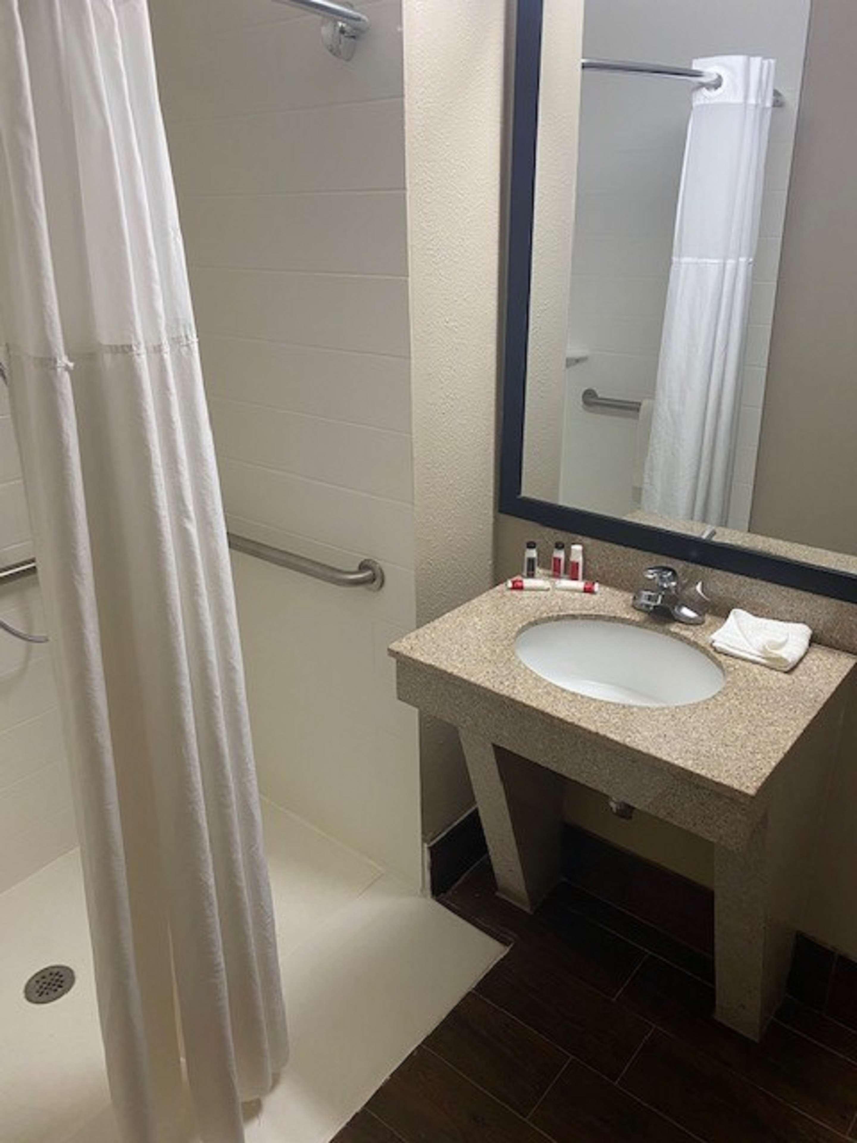 Surestay Hotel By Best Western Alexandria Airport Luaran gambar